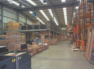 Narrow aisle pallet racking and bulk storage mezzanine floor