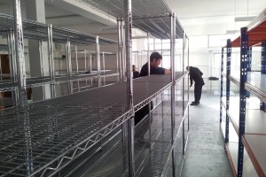 Chrome_WireShelving_installation