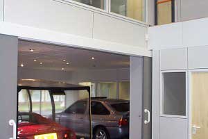 Emclosed_Showroom_Mezzanine