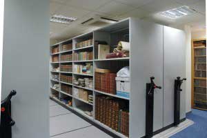Mechanically_Operated_Mobile_Shelving