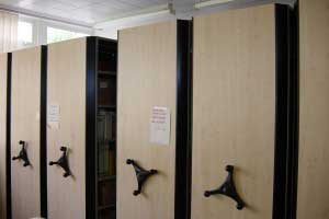 Mobile_Office_as_Room_Divider