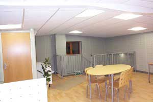 Office_Mezzanine_Floor_with_laminate_flooring