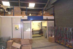 Raised_Storage_Platform