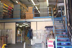 Raised_Storage_Platform_and_Stairs