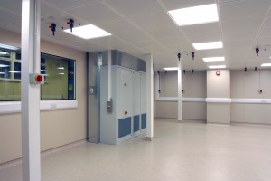 Titan_Cleanroom_Partitions_4