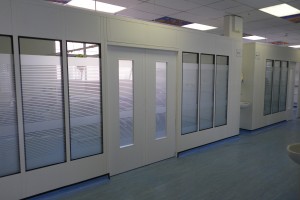Titan_Cleanroom_Partitions_8