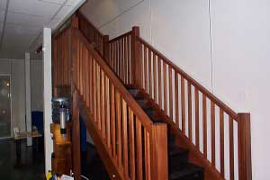 Wood_Stairs_on_Mezzanine_Flooring